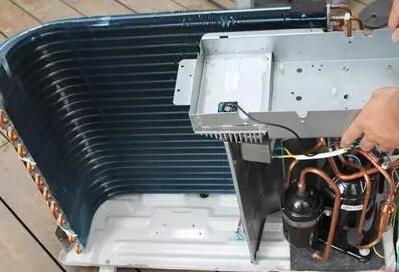 格力空調器制熱時壓縮機連續工作后室內機風扇不轉